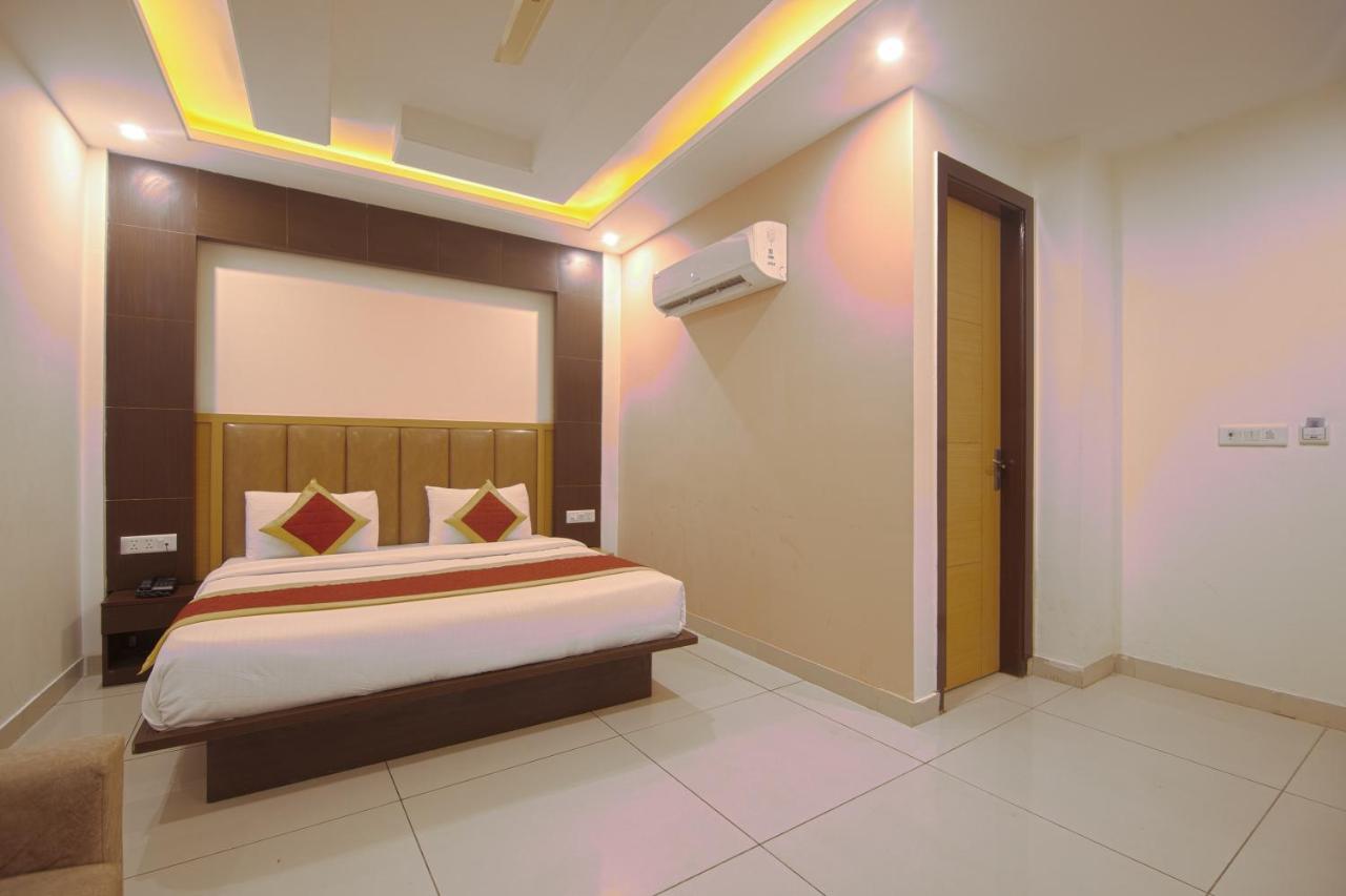 Hotel Del Inn By F9 Hotels - Near Igi Airport New Delhi Buitenkant foto
