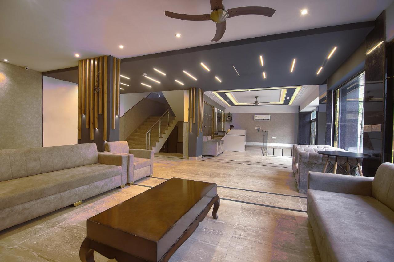 Hotel Del Inn By F9 Hotels - Near Igi Airport New Delhi Buitenkant foto